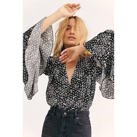 Free People Bodysuit Womens Small Ditsy Black White Floral Tiered Bell Sleeve - Picture 1 of 16